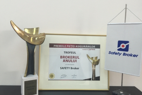 Trofeul   Brokerul   Anului –  SAFETY   Broker;   2014   -   in   Cadrul   Galei   Premiilor   Pietei Asigurarilor