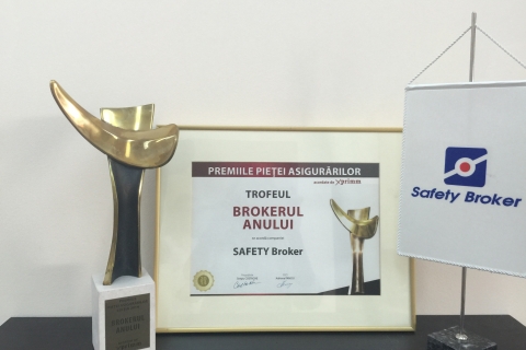 Retail Excellence Trophy - 2014 - within the Insurance Brokers Awards Gala 